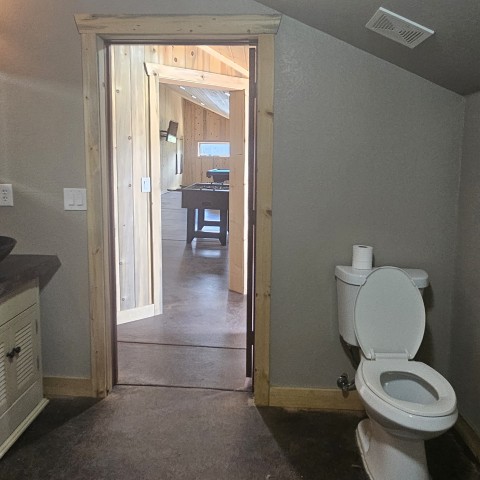 Project Poolside farm bathroom, Elizabeth, Colorado ' image - ' 4